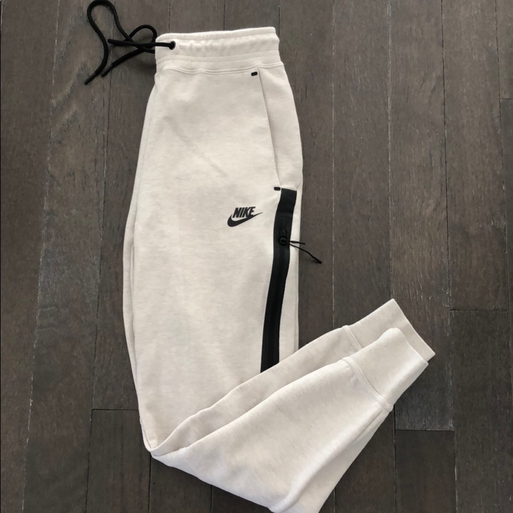 Women’s Nike Sportswear Tech Fleece Joggers